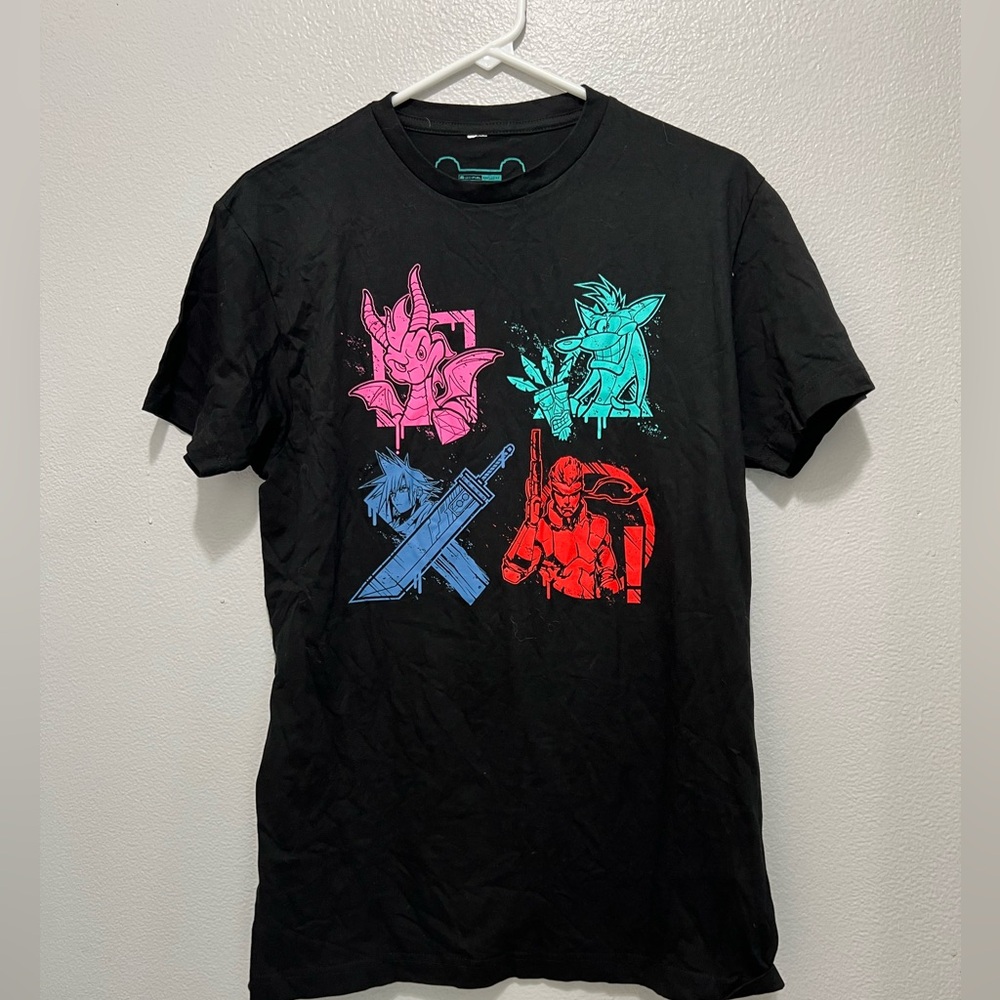 PlayStation geekfuel exclusive size medium shirt new nwot Spyro crash ff